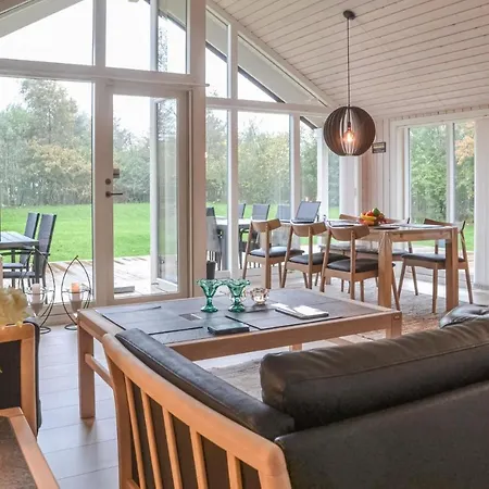 Ferienhaus Nice In W/ 3 Bedrooms Oksbøl