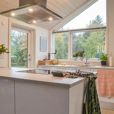 Ferienhaus Nice In W/ 3 Bedrooms Oksbøl