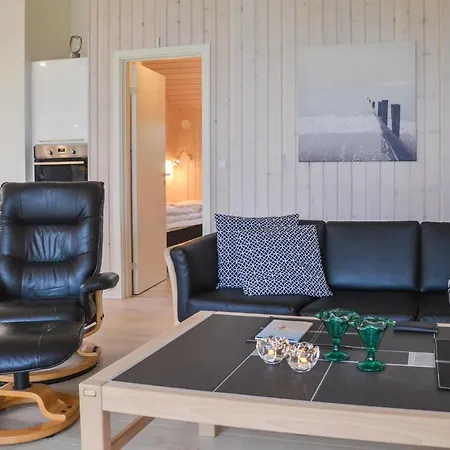 Nice In W/ 3 Bedrooms