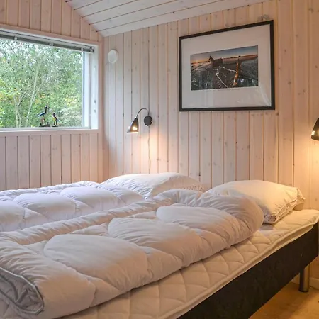 Nice In W/ 3 Bedrooms Oksbøl